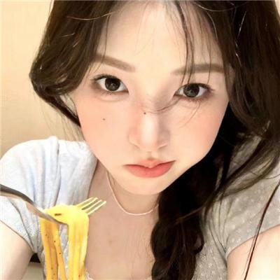 蕾哈娜内衣秀4